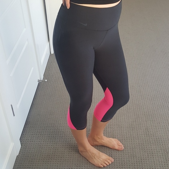 Nike Legend Workout Capris - Picture 4 of 6